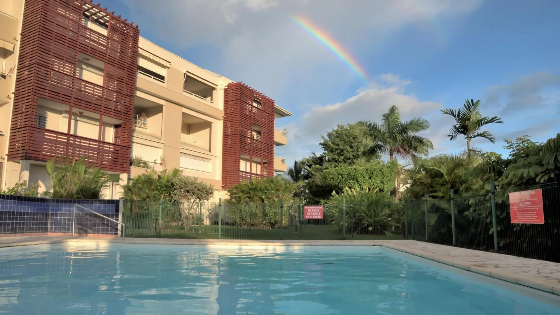 Duplex T2, 4 Adultes, Piscine, Plage A Proximite Le Gosier  Apartamento Le Gosier (Grande-Terre)