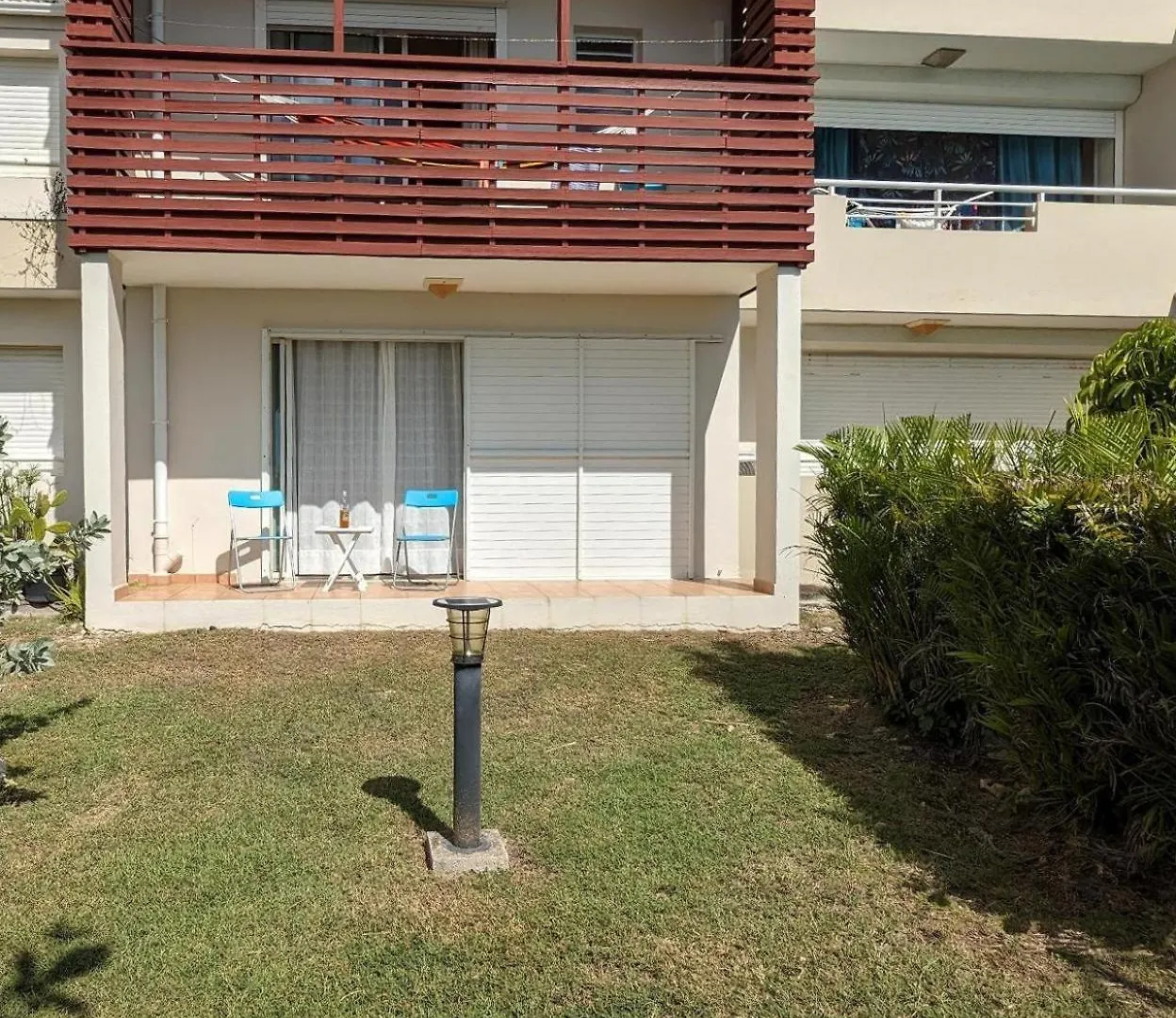 Duplex T2, 4 Adultes, Piscine, Plage A Proximite Le Gosier  Gwadelupa
